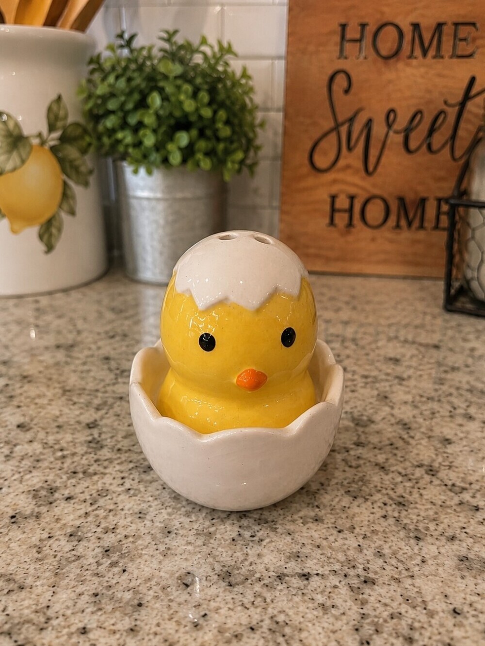 Vintage Ceramic Hatching Baby Chick Egg Salt & Pepper Shakers - 2pc Set